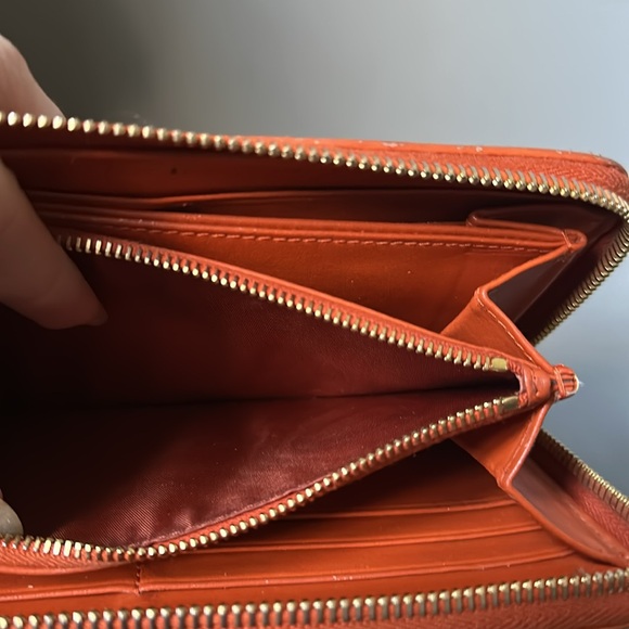 COPY - Prada Safiano Zippy wallet - Picture 7 of 10